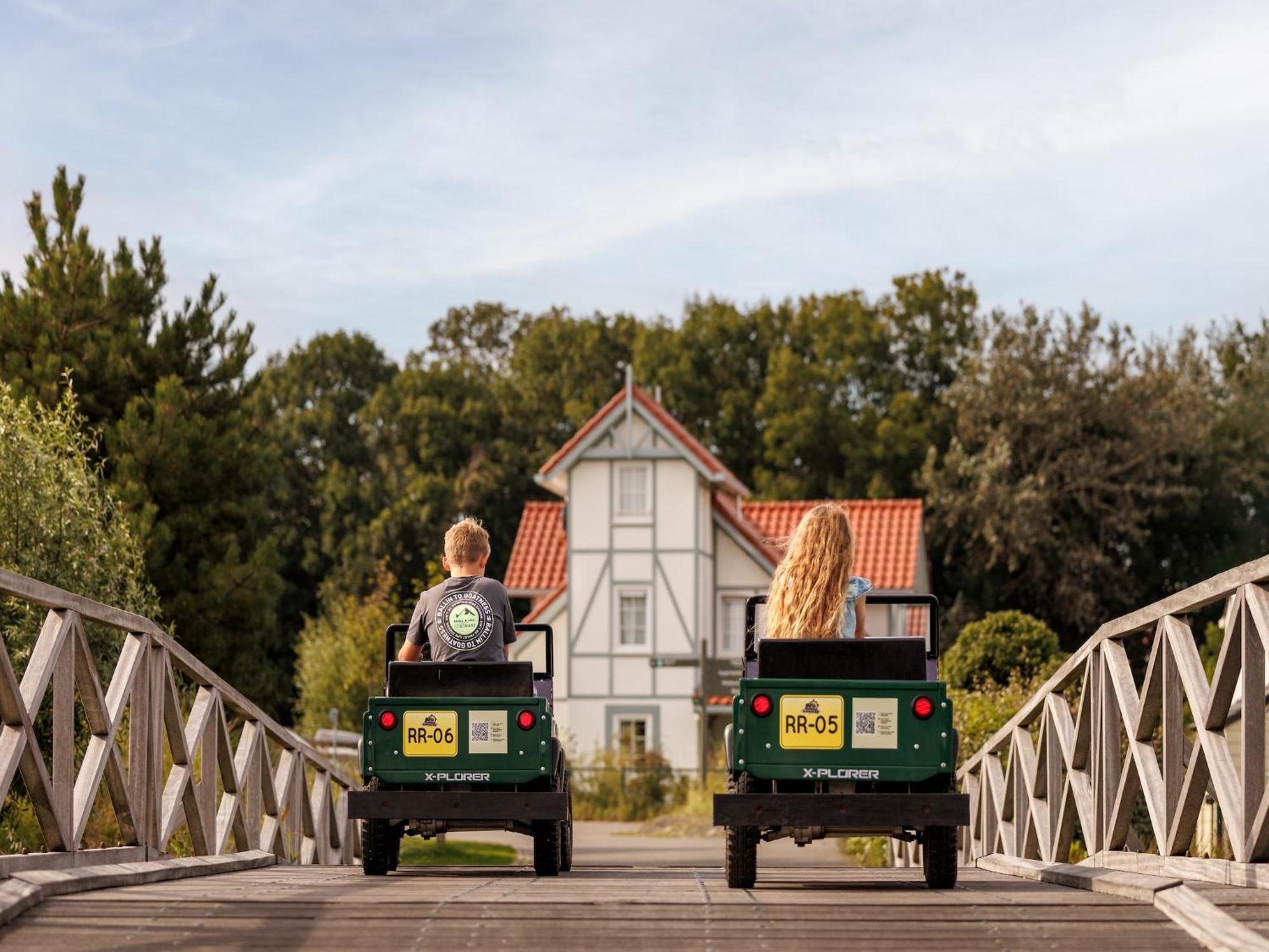 Vakantiehuis Restyled At 400 M From The Sea Cadzand