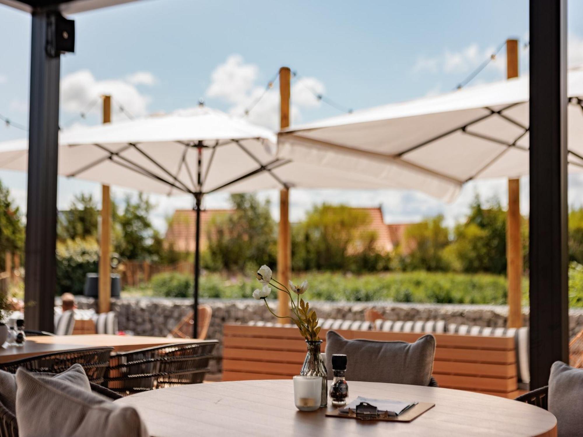 Restyled At 400 M From The Sea Vakantiehuis *